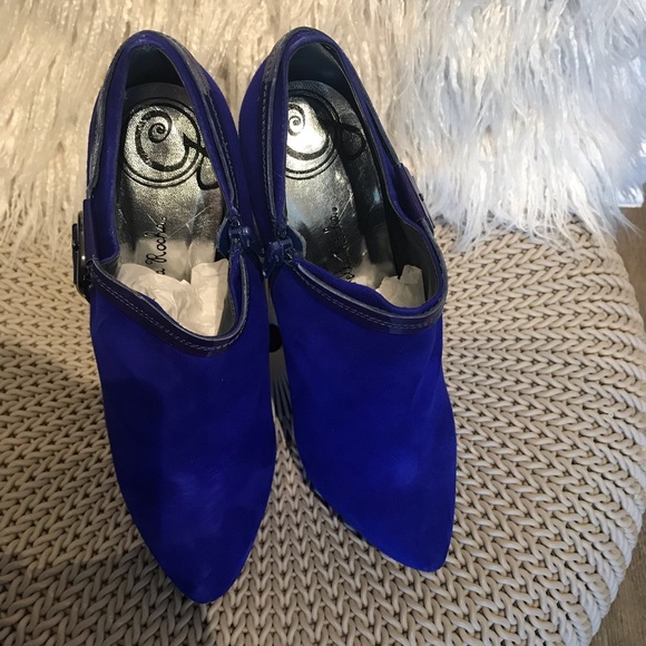 Gabriella Rocha Platform Bootie 9 - Picture 5 of 6